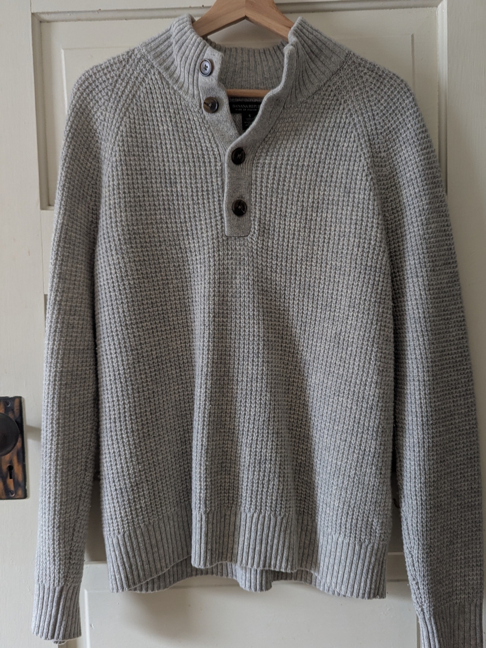Banana Republic Men's Light Gray Button-Up Knit Sweater